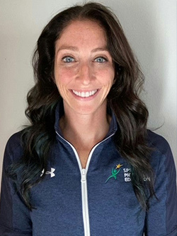 Danielle O'Neil headshot